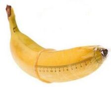презервативтегі банан үлкейген әтешке еліктейді